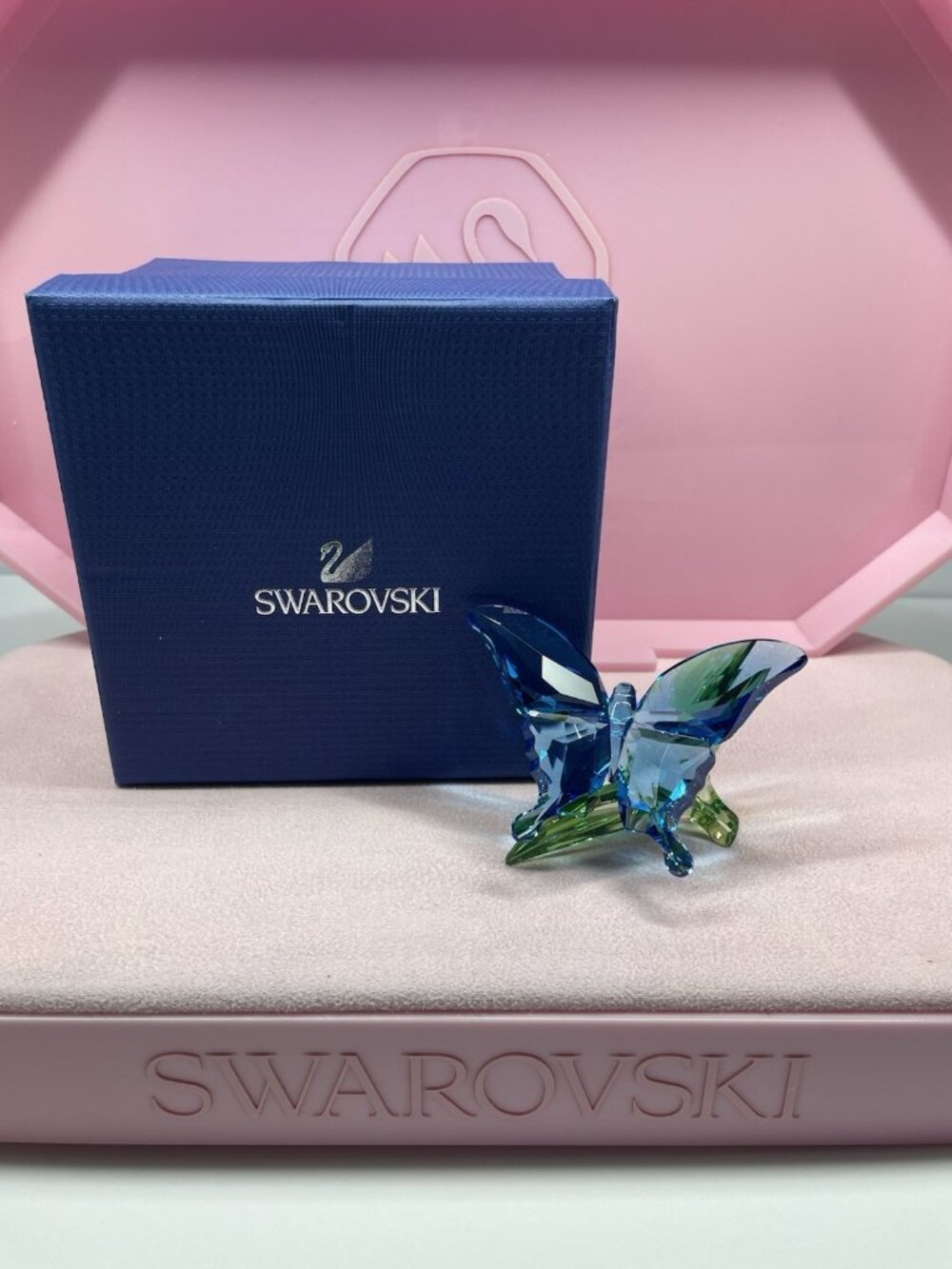 MIB Swarovski Crystal Butterfly Figurine Blue Butterfly On Leaf Leaves 5136834
